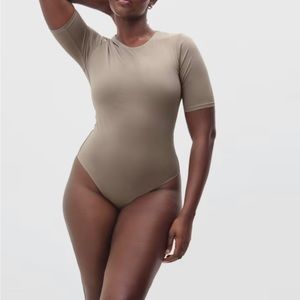 Everlane Short Sleeve Bodysuit